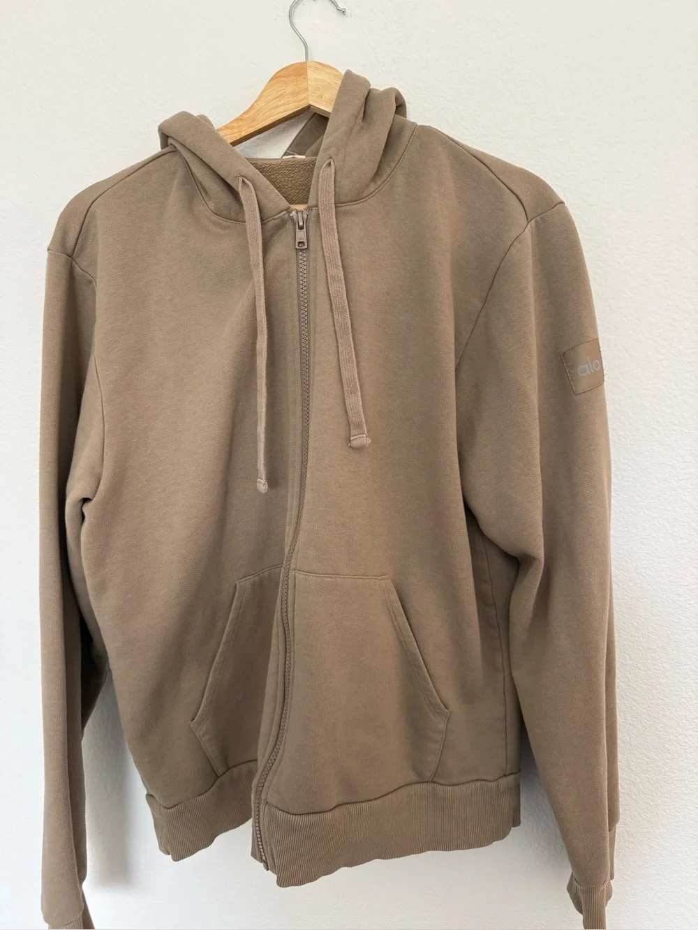 Alo oversized Zip Sweater in Taupe
